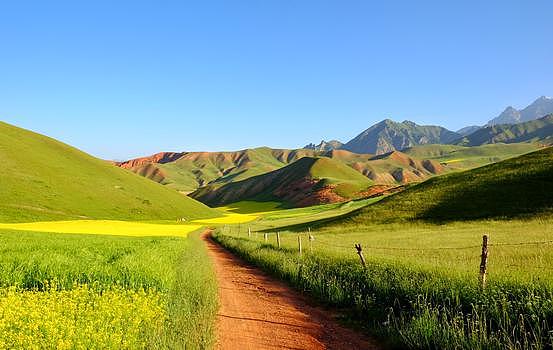 祁连卓尔山图片素材免费下载