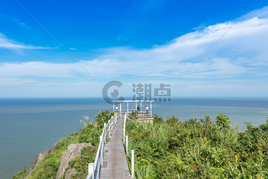 温州苍南海滨风情海边的凉亭图片素材免费下载