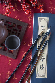 大红背景水墨中国风书法茶道图片素材免费下载