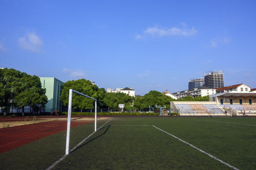 学校操场图片素材免费下载