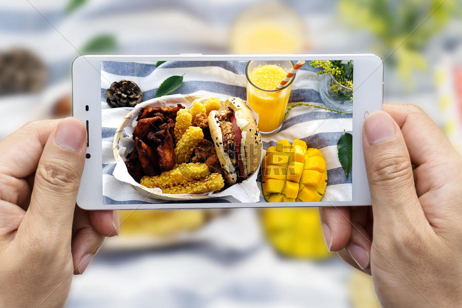 手机拍摄户外野餐美食图片素材免费下载