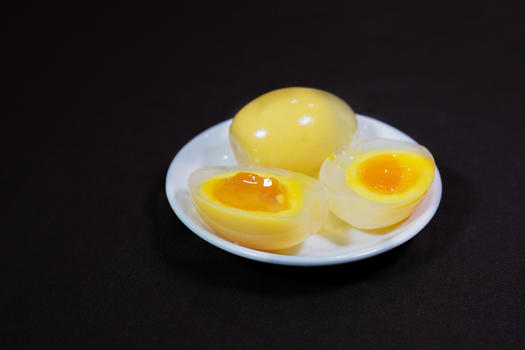 黄色的皮蛋松花蛋图片素材免费下载