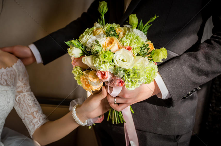 婚礼上的鲜花图片素材免费下载