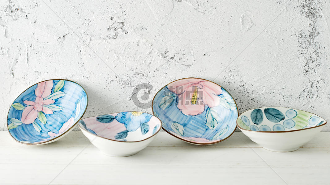 日本彩色船陶瓷碗图片素材免费下载