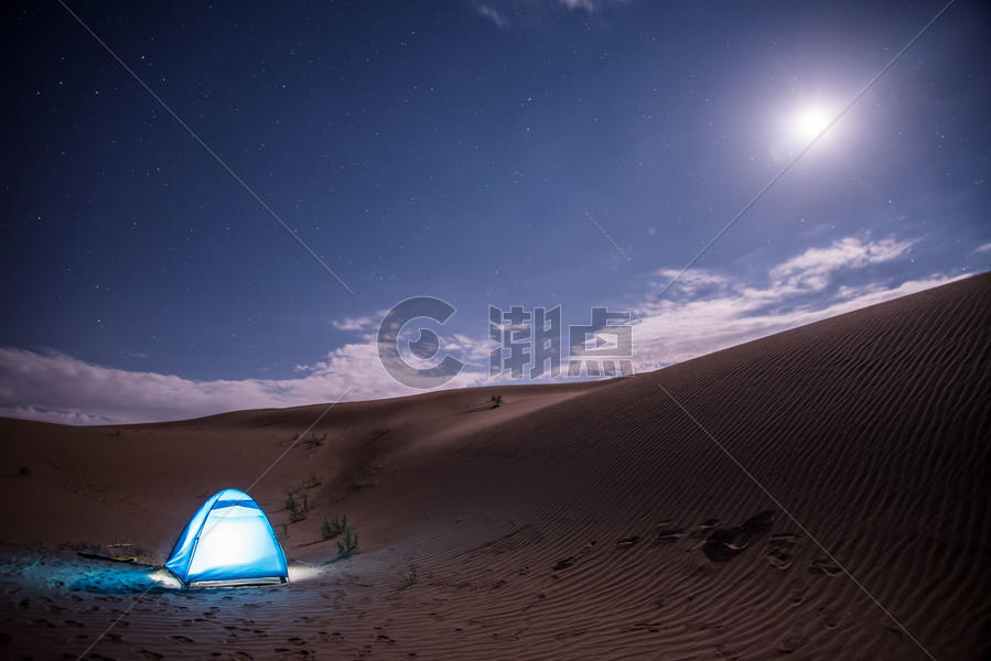 沙漠的夜晚图片素材免费下载