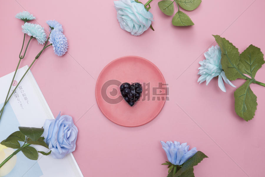 鲜花与水果情人节粉色背景素材图片素材免费下载
