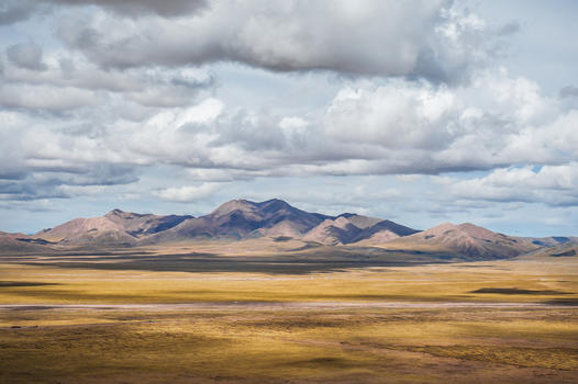 风起云涌的西藏山脉图片素材免费下载