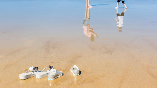 澳大利亚大洋路亲子海边玩耍图片素材免费下载