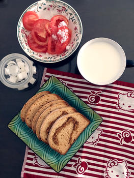 自制肉松面包早餐图片素材免费下载