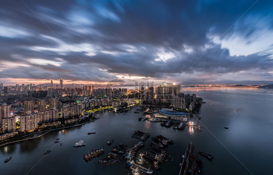 黎明前的深圳湾城市风光图片素材免费下载