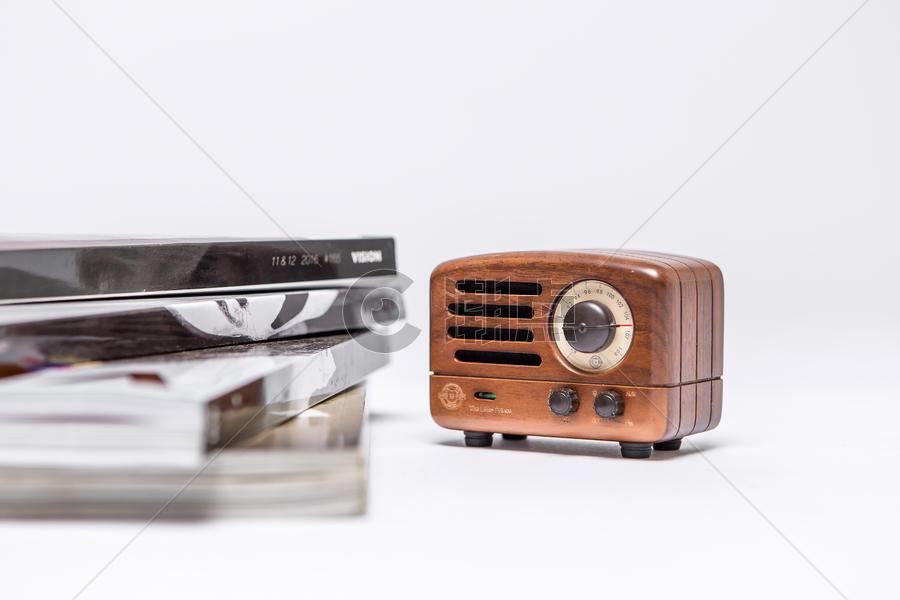 复古收音机品质生活图片素材免费下载