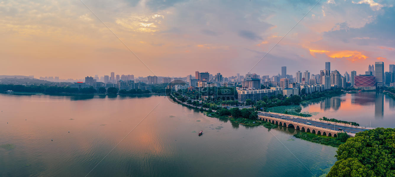 武汉城市风光楚河汉街水果湖全景图片素材免费下载