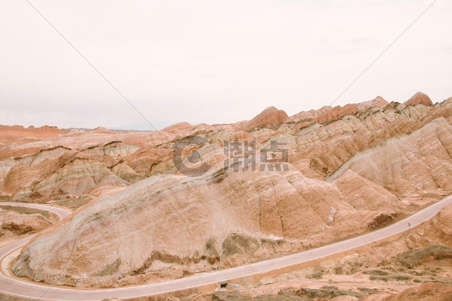 四月的敦煌沙漠戈壁滩图片素材免费下载
