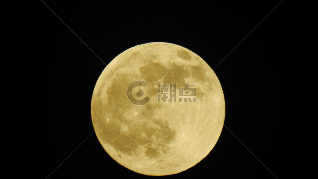 满月时候的金色月亮图片素材免费下载