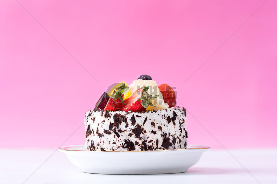 水果巧克力蛋糕图片素材免费下载