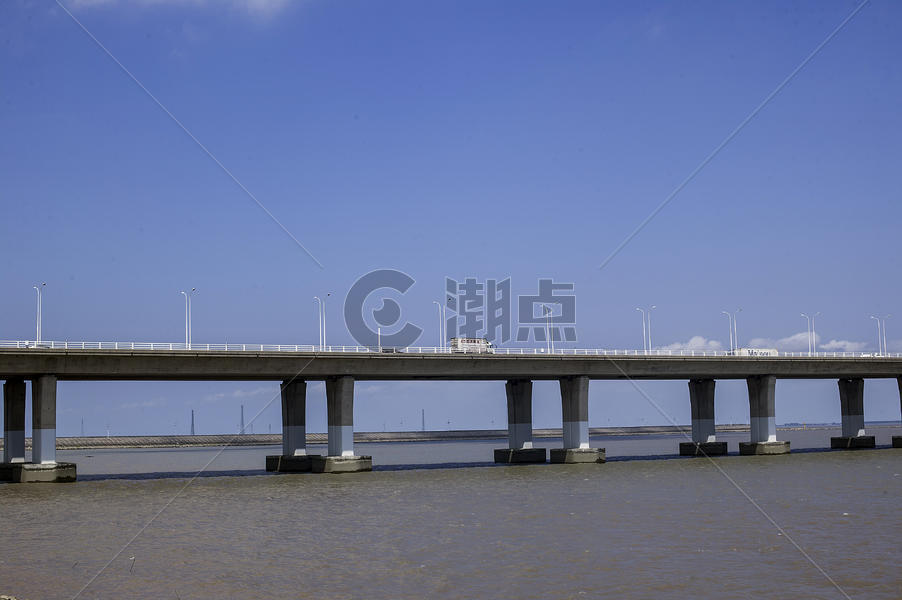 上海到崇明的长江大桥图片素材免费下载