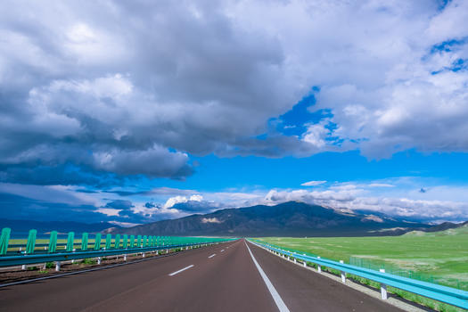 新疆公路连霍高速图片素材免费下载