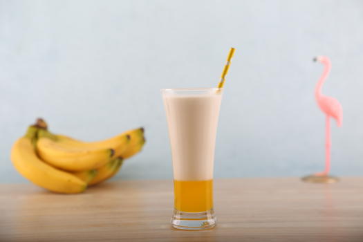 香蕉牛奶饮品图片素材免费下载