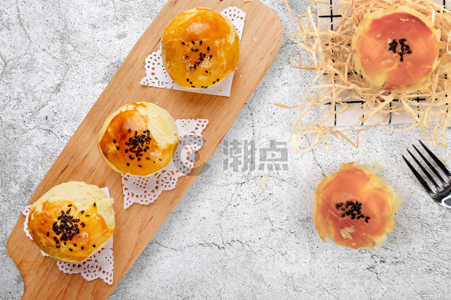中国风中秋节美食月饼图片素材免费下载