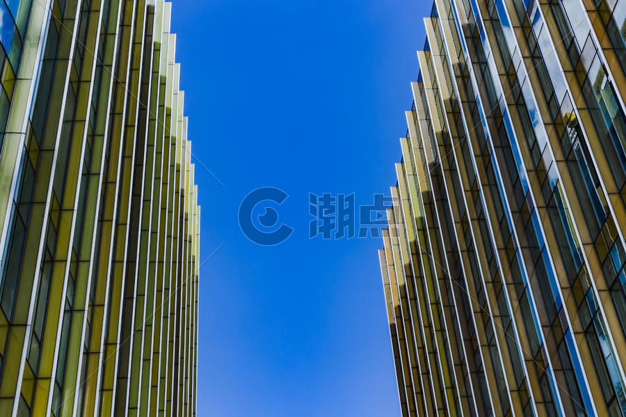 上海北外滩写字楼建筑图片素材免费下载