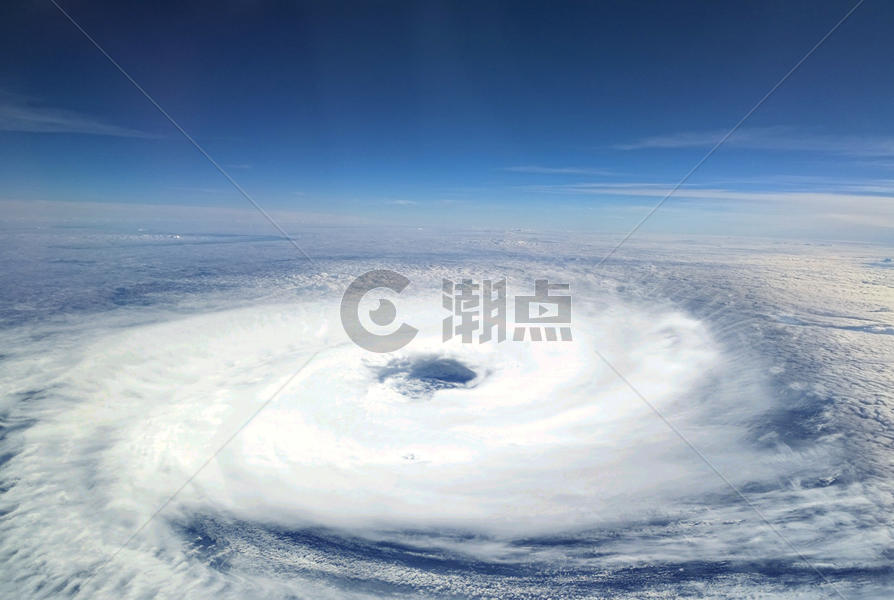 空间站看台风图片素材免费下载