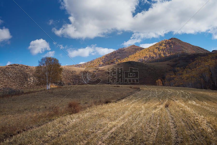 秋天草原山脉风景图片素材免费下载