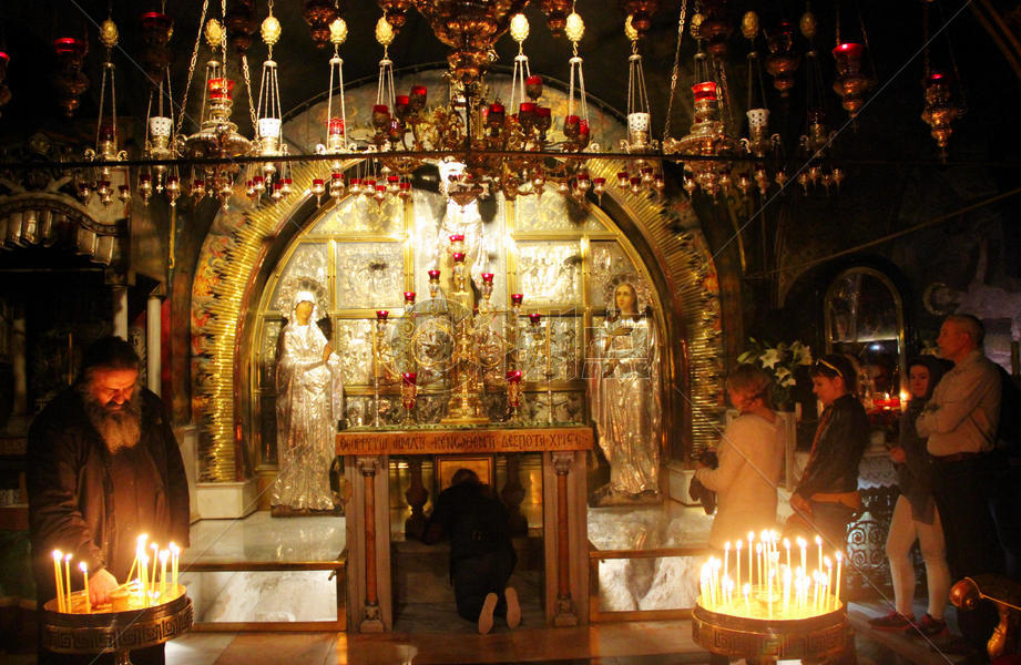 以色列耶路撒冷圣墓教堂内景圣像图片素材免费下载