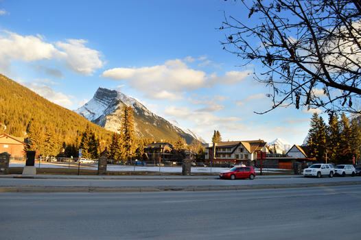 加拿大班夫国家公园小镇图片素材免费下载