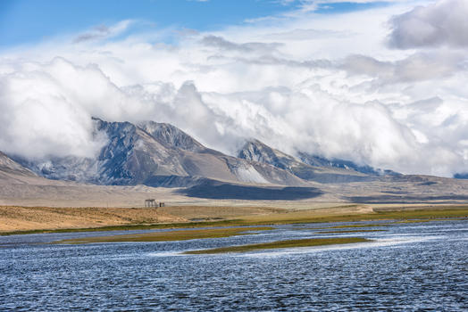 西藏高原湖泊图片素材免费下载