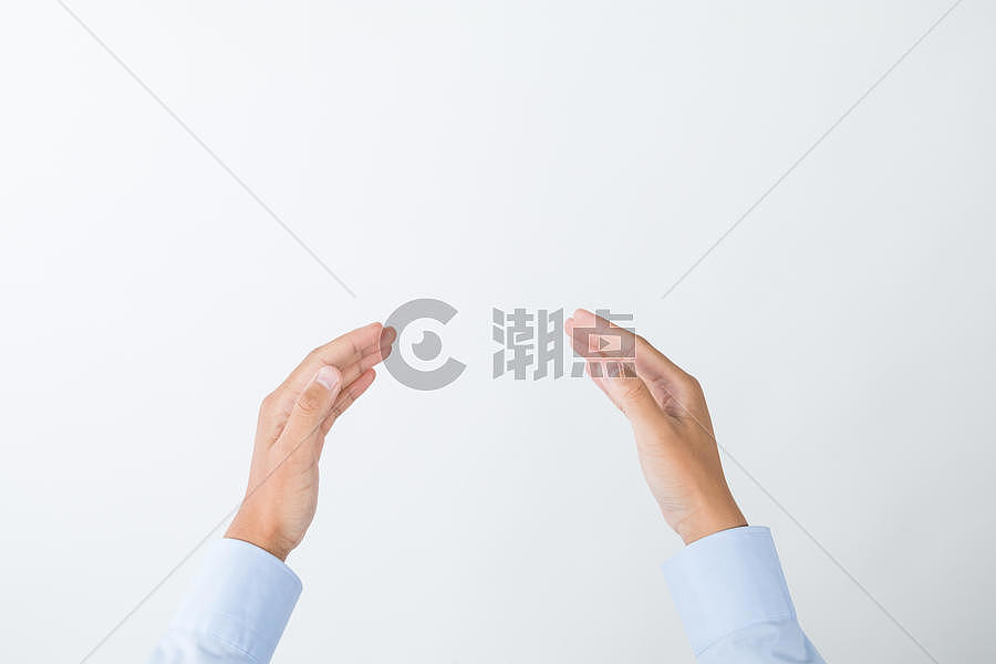 商务男士双手托举动作手势摄影图6000*4000图片素材免费下载-编号706731-潮点视频