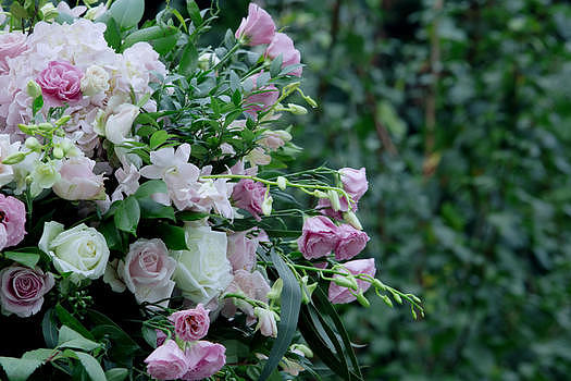 婚礼上的花朵图片素材免费下载