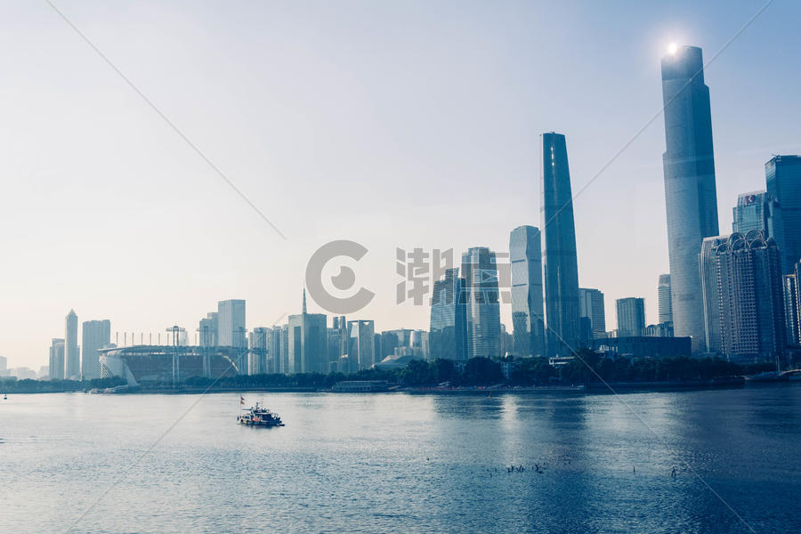 夕阳下的珠江新城图片素材免费下载