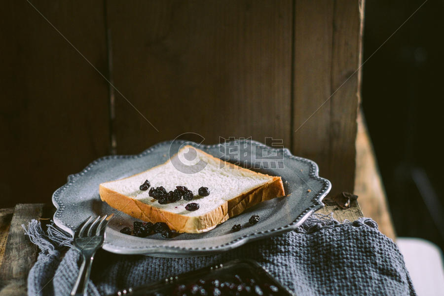 面包蓝莓美食图片素材免费下载