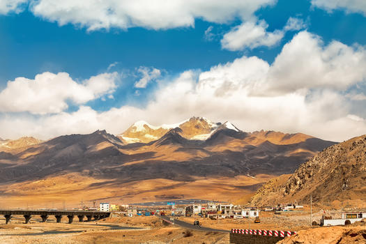 西藏高山图片素材免费下载