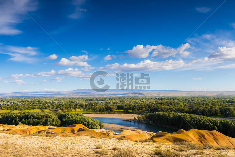 新疆五彩滩旅游美图图片素材免费下载
