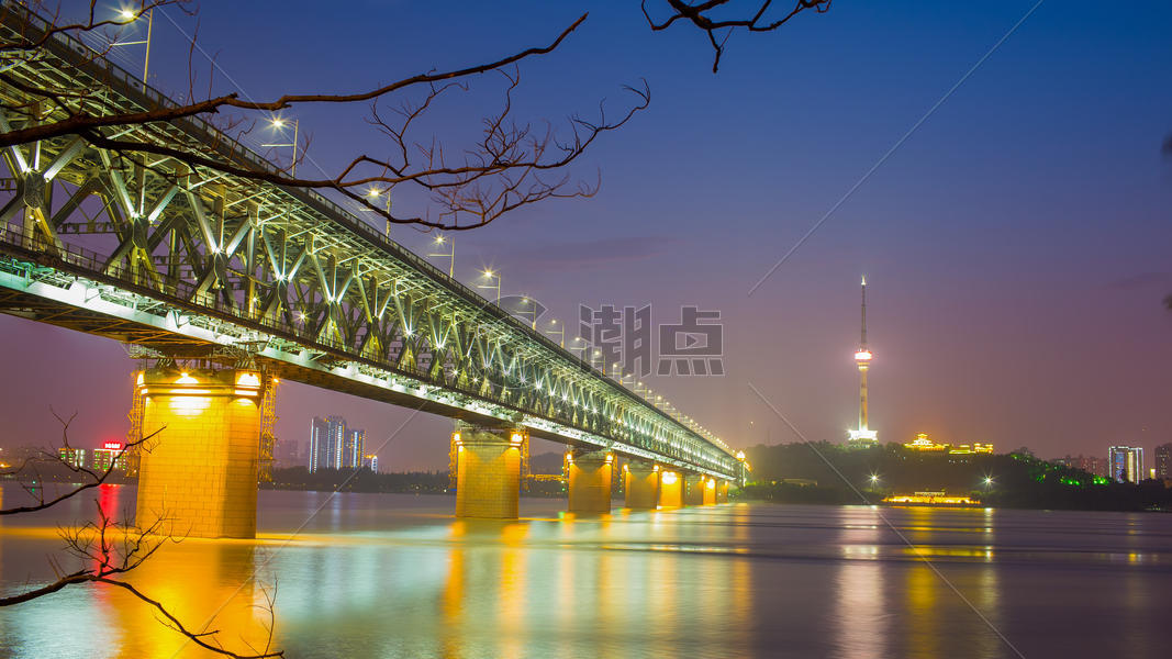 武汉长江大桥夜景图片素材免费下载