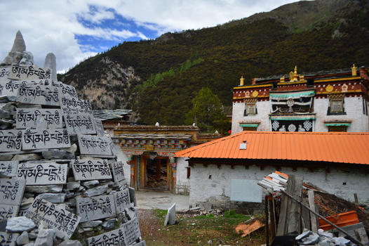 川藏区藏式建筑图片素材免费下载