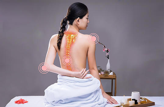 缓解腰背疼痛图片素材免费下载