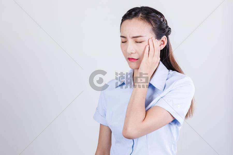 商务女士痛苦难受情绪表现摄影图6337*4225图片素材免费下载-编号711835-潮点视频