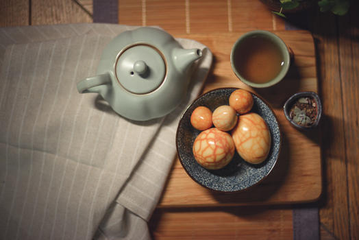 茶叶蛋与茶壶图片素材免费下载