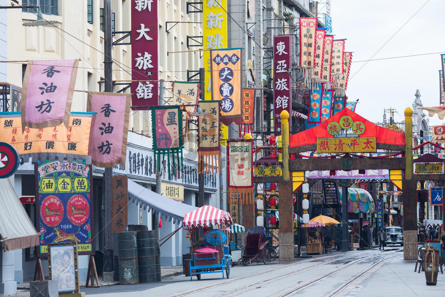 老上海街头场景图片素材免费下载