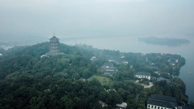 航拍杭州西湖雷峰塔图片素材免费下载