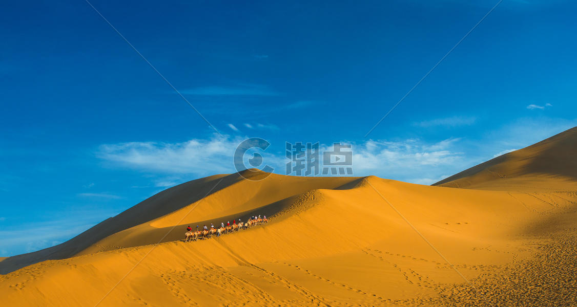 沙漠驼队图片素材免费下载