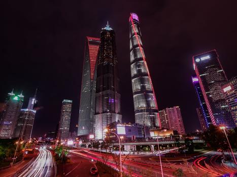 上海三巨头夜景图片素材免费下载