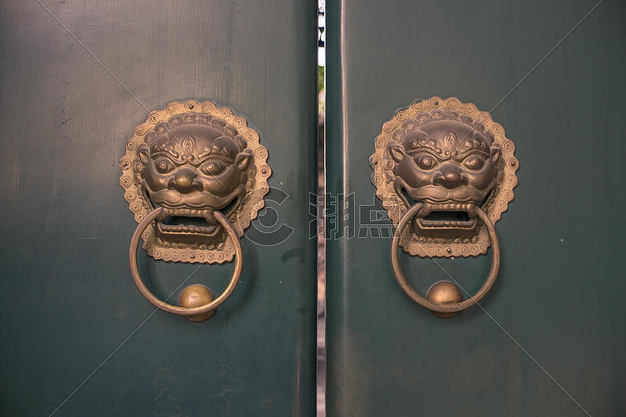 北京胡同的老门环图片素材免费下载