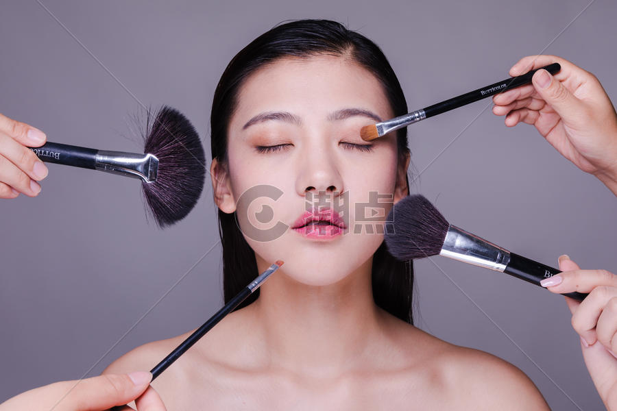 气质美女化妆人像图片素材免费下载