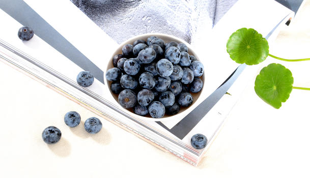 新鲜水果进口蓝莓图片素材免费下载