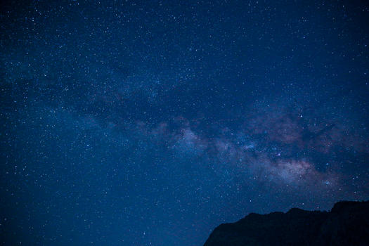 繁星点点的夜空图片素材免费下载