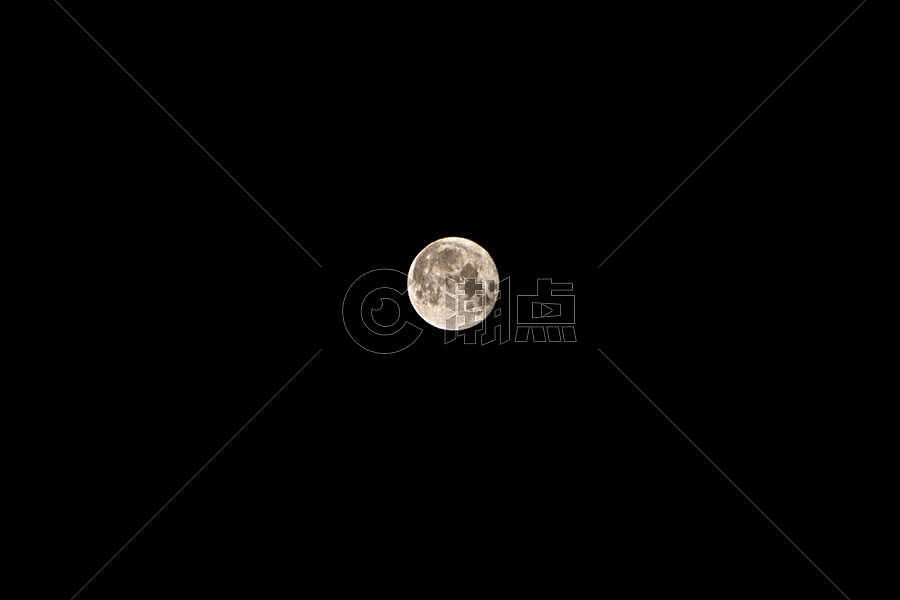 最大最圆月亮图片素材免费下载