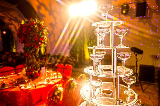 婚礼现场酒杯烛台图片素材免费下载